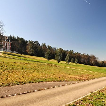 Отель Domaine De Mont-Renaud Boncourt Экстерьер фото