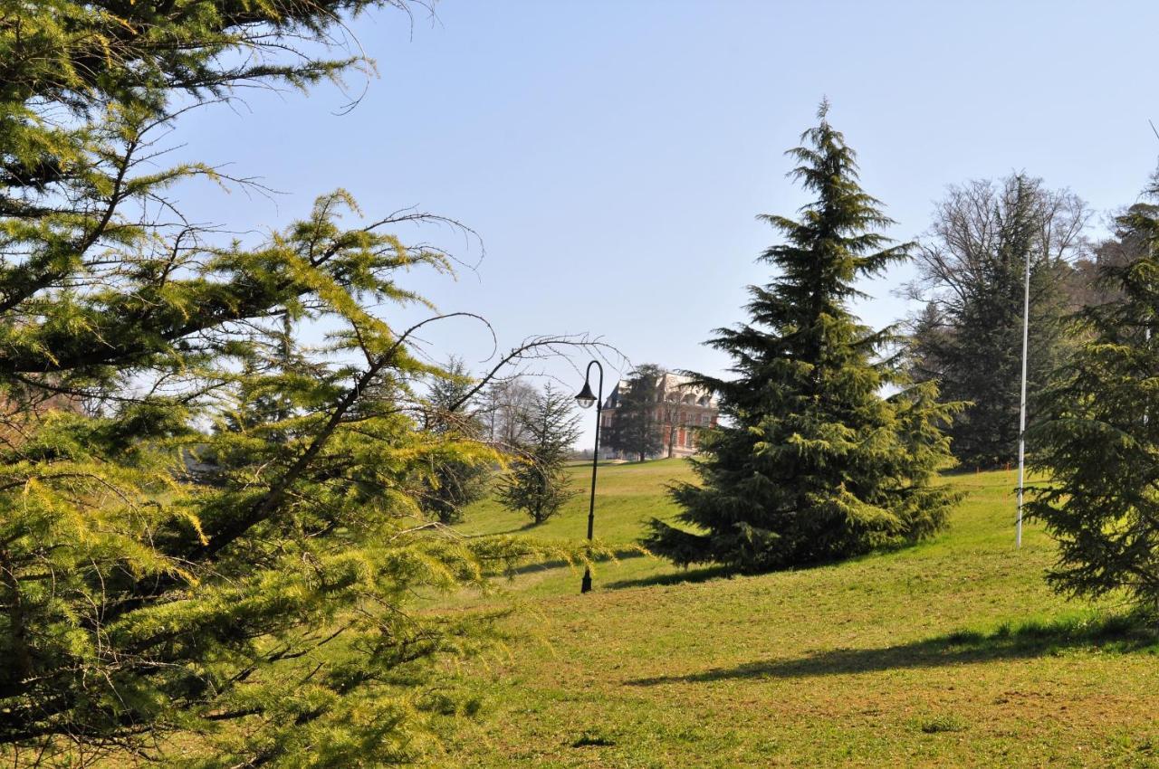 Отель Domaine De Mont-Renaud Boncourt Экстерьер фото