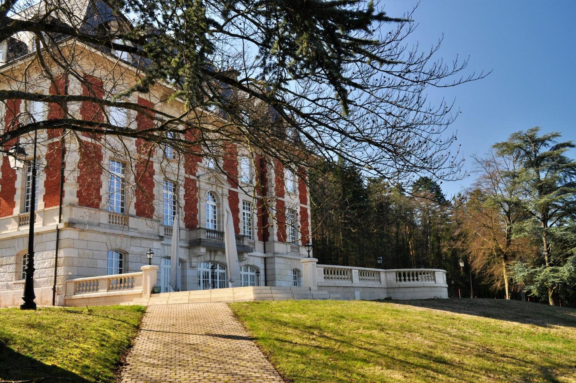 Отель Domaine De Mont-Renaud Boncourt Экстерьер фото